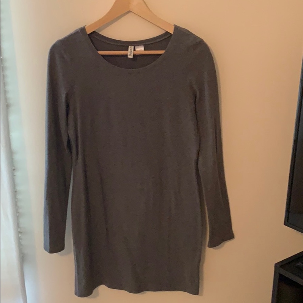 Casual grey dress